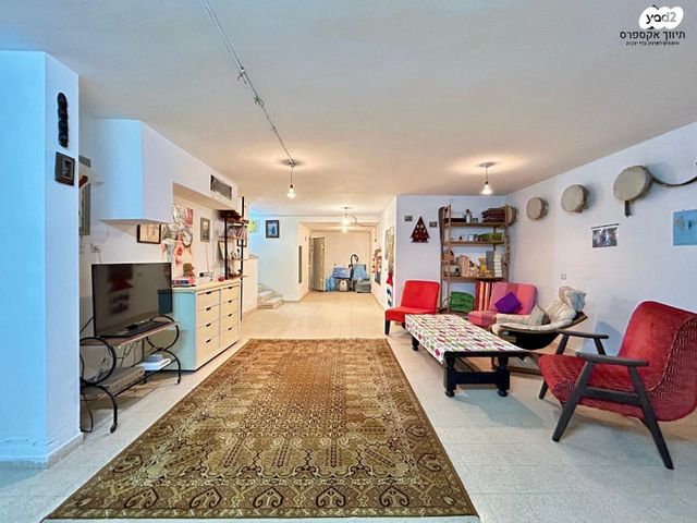 בית פרטי/ קוטג', הגפן, עומר