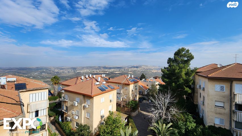 דופלקס, הקוממיות 2, אריאל