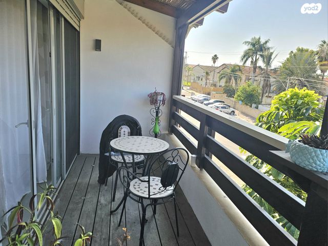 דופלקס, תל מונד