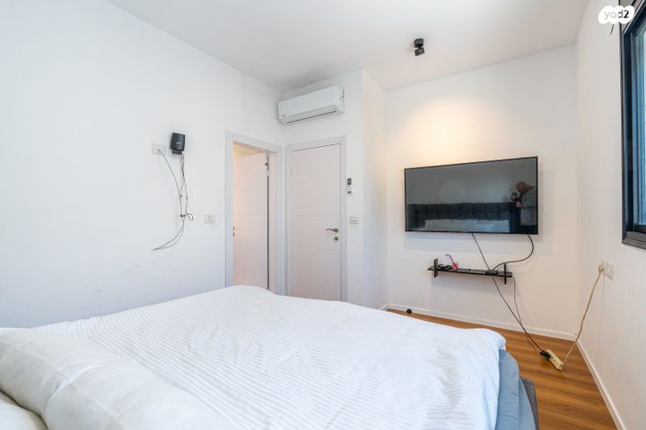 דו משפחתי, בילינסון 17, נווה חיים, חדרה