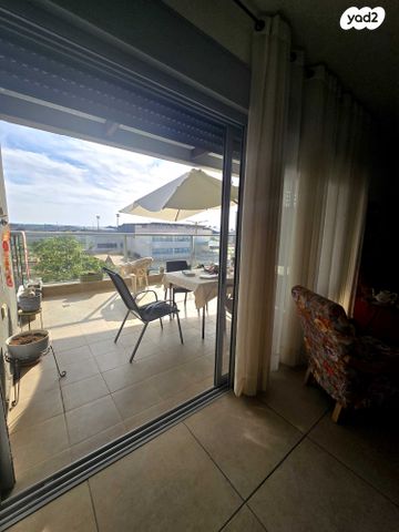 דירה, בר לב, מזכרת בתיה