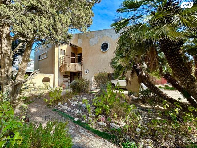 בית פרטי/ קוטג', הגפן, עומר