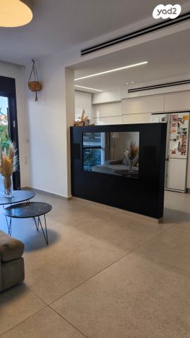 דירת גן, מזכרת בתיה