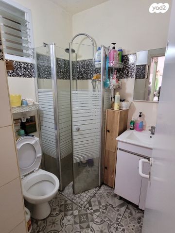 דירה, יסוד המעלה, שאר העיר, הוד השרון