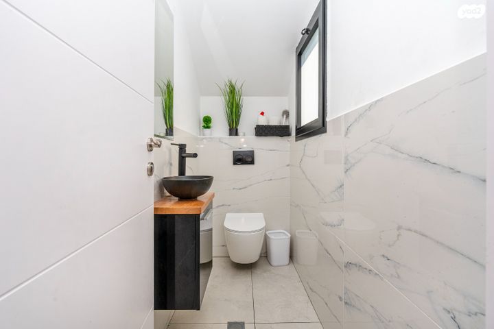 דו משפחתי, בילינסון 17, נווה חיים, חדרה