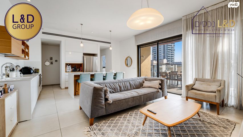 גג/ פנטהאוז, אלרואי, תל יהודה, רמת גן