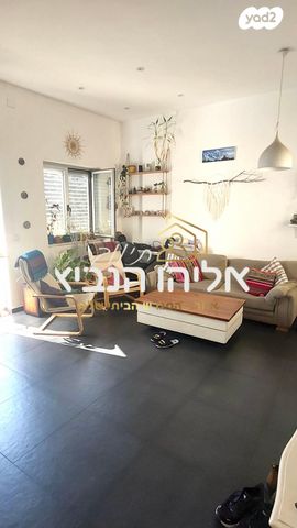 דירה, שדרות ירושלים, צהלון, שיכוני חסכון, תל אביב יפו