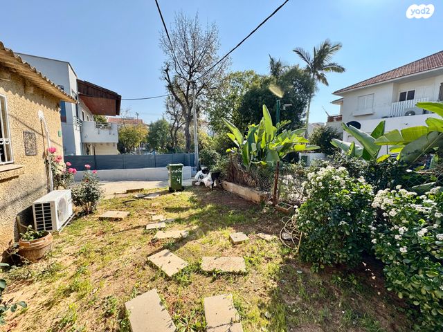 בית פרטי/ קוטג', אלחריזי, רעננה