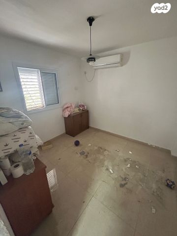 דירה, הרב דנגור, פרדס כץ, בני ברק