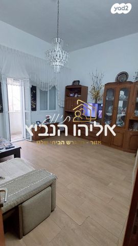 דירה, שדרות ירושלים, צהלון, שיכוני חסכון, תל אביב יפו