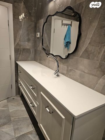 גג/ פנטהאוז, מרכז העיר, סביניה, הוותיקה, קרית ביאליק