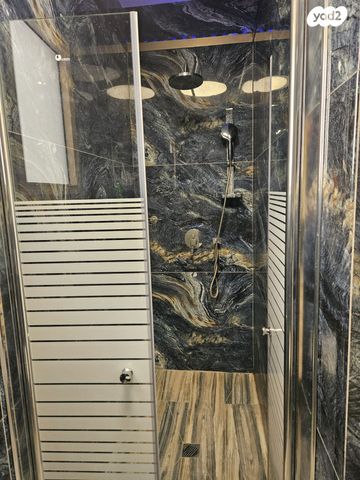 גג/ פנטהאוז, מרכז העיר, סביניה, הוותיקה, קרית ביאליק