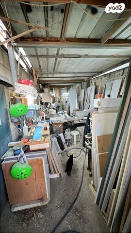 מבני תעשיה, הרב ניסנבאום, אזור תעשיה, בת ים