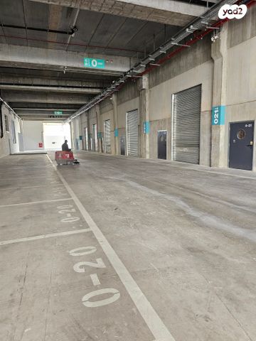 חנויות/ שטח מסחרי, אבן יהודה