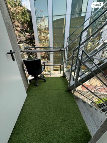 משרדים, היצירה 18, בורסה, רמת גן