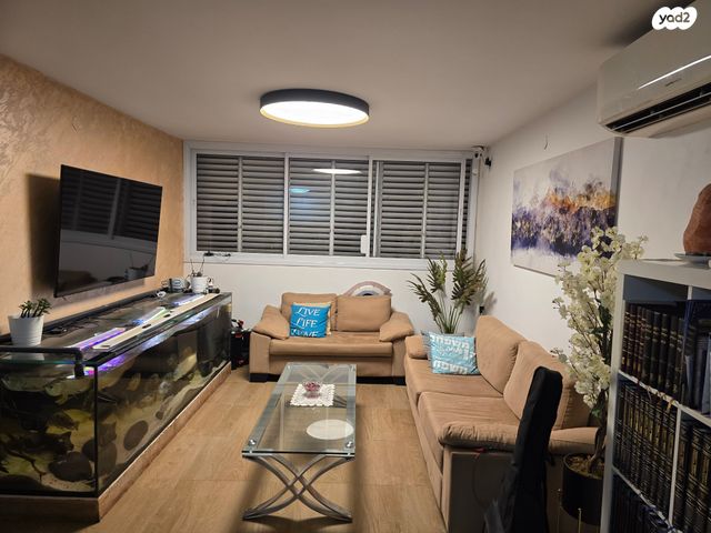 אריה בן אליעזר 10