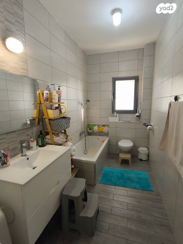 בית פרטי/ קוטג', מיתר / כרמית