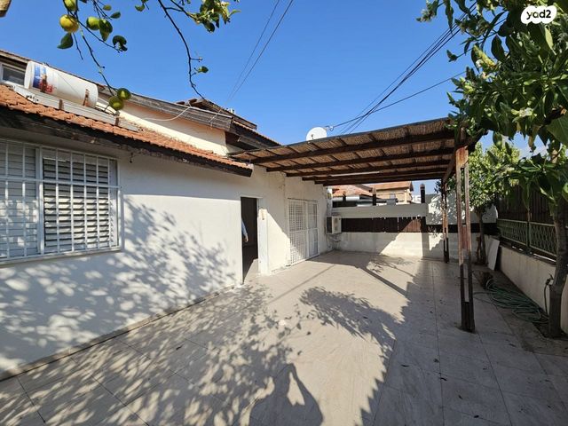 דו משפחתי, משעול הורד, קרית גת