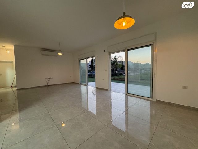 בית פרטי/ קוטג', האפרסמון, הפארק, חדרה