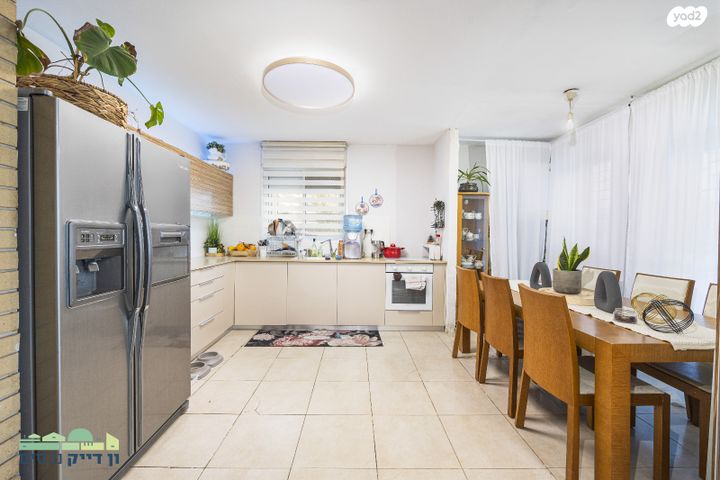 דירת גן, הרב כלפון משה הכהן, חומת שמואל, הר חומה, ירושלים