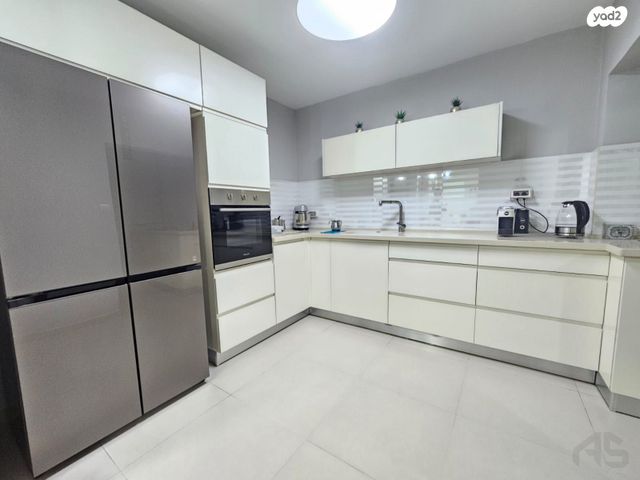 דירה, הרב הרצוג, שכונה י"א, באר שבע