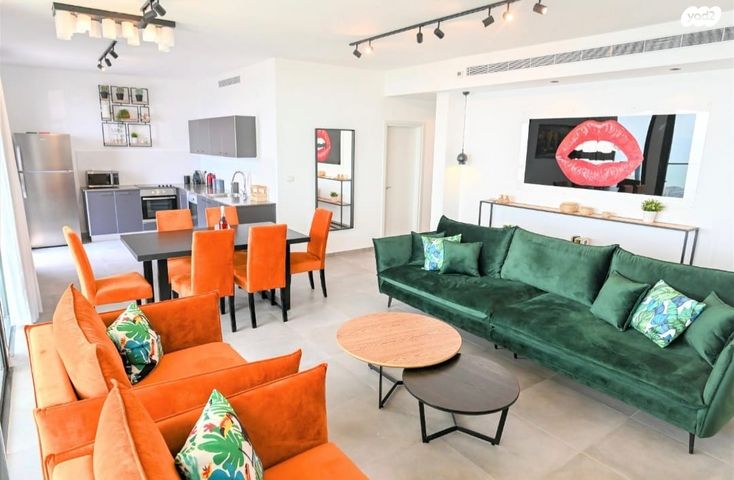 דירה, אסתר המלכה, טבריה