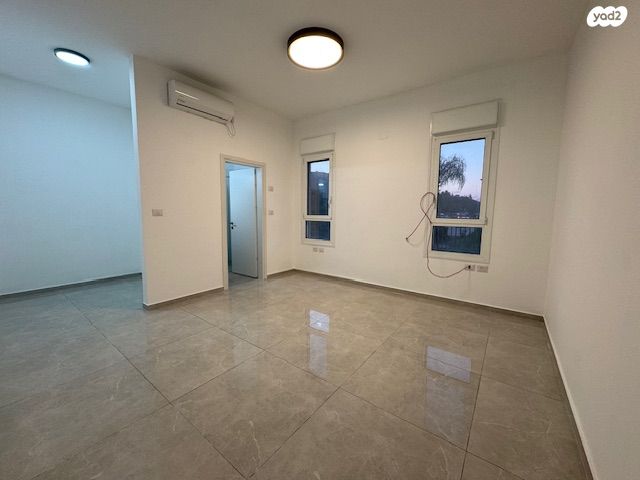 בית פרטי/ קוטג', האפרסמון, הפארק, חדרה