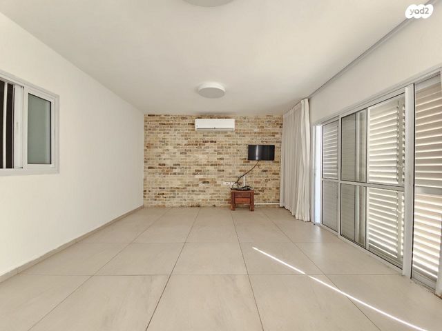 דו משפחתי, משעול הורד, קרית גת