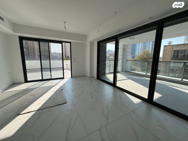 דירת גן, המתמיד 21, שכונת הראשונים, רמת גן