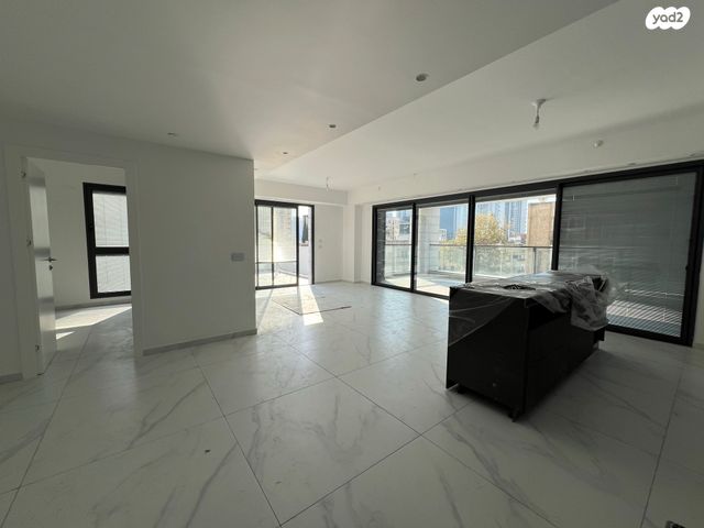 דירת גן, המתמיד 21, שכונת הראשונים, רמת גן