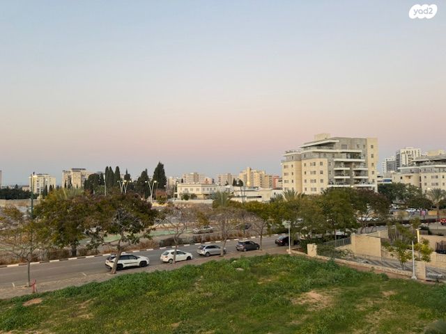 בית פרטי/ קוטג', האפרסמון, הפארק, חדרה