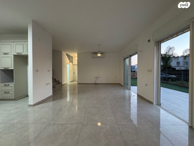 בית פרטי/ קוטג', האפרסמון, הפארק, חדרה