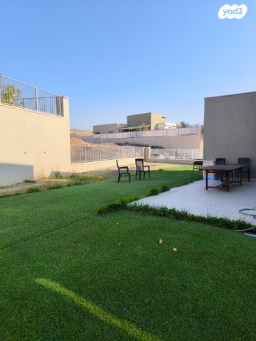 בית פרטי/ קוטג', מיתר / כרמית