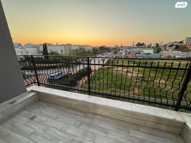 בית פרטי/ קוטג', האפרסמון, הפארק, חדרה