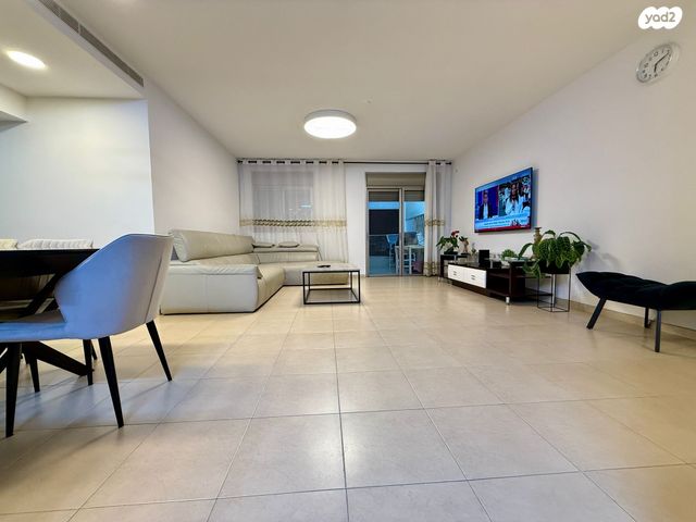 דירה, חובבי ציון 9, שכונת האוצר, חדרה