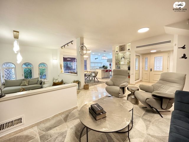 בית פרטי/ קוטג', עומר