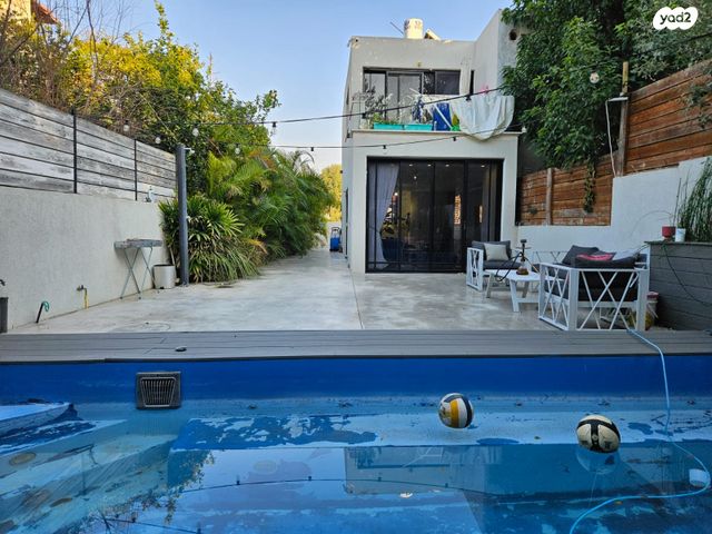 בית פרטי/ קוטג', אורנית, אורנית