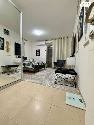 דירה, חובבי ציון 9, שכונת האוצר, חדרה