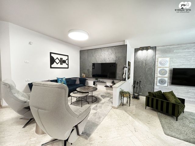 בית פרטי/ קוטג', עומר