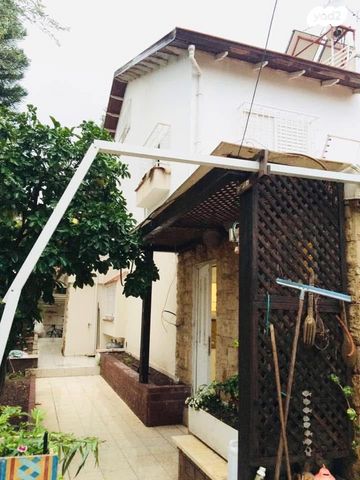 בית פרטי/ קוטג', א.ד. גורדון, קרית אליעזר פרי, פתח תקווה