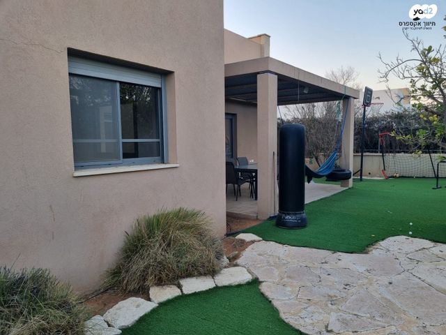 בית פרטי/ קוטג', עומר