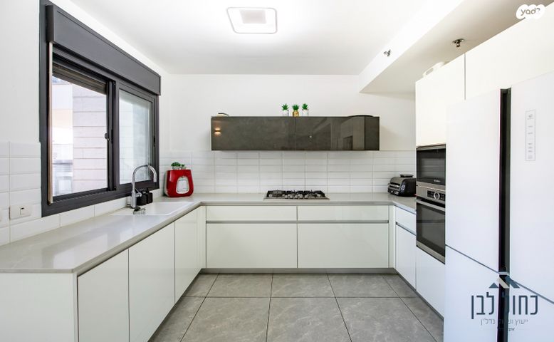 דירה, פנחס מאירי, נווה גן, פתח תקווה