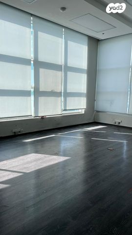 אולמות, בת ים