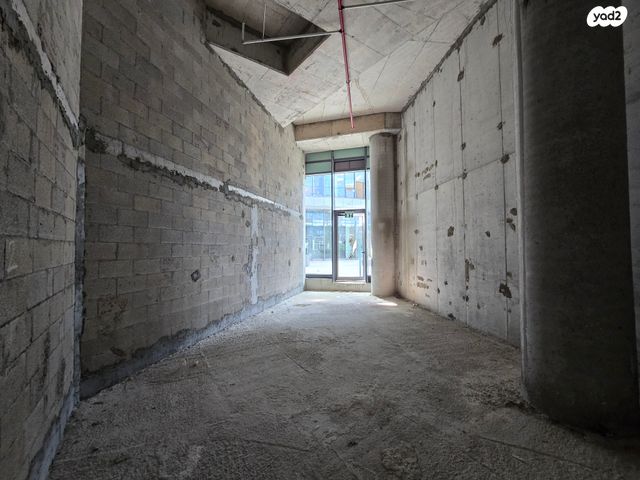 חנויות/ שטח מסחרי, החרט, מרכז עינב, מודיעין מכבים רעות