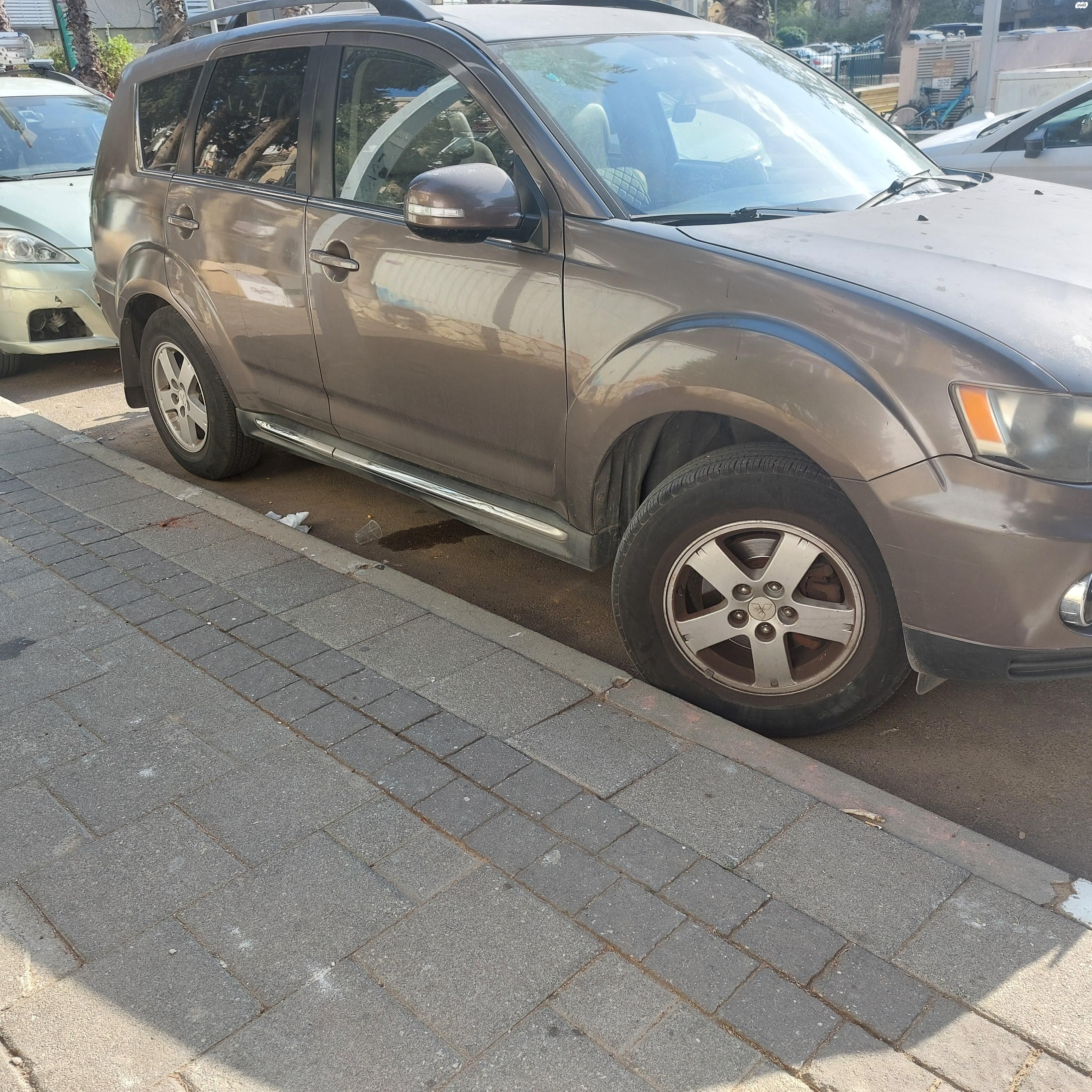 מודעת רכב מיצובישי אאוטלנדר