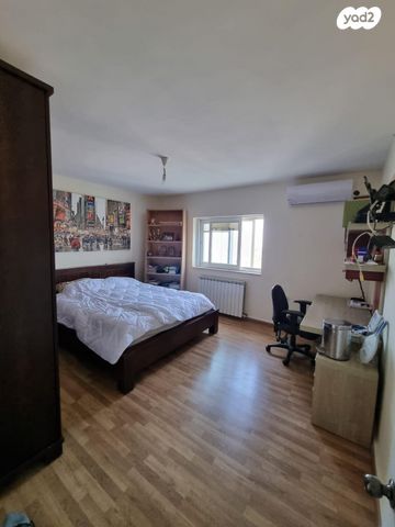 בית פרטי/ קוטג', קרית יערים 31, קרית יערים, גבעת זאב