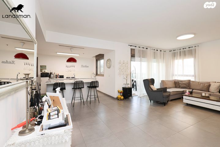 דירה, גולדה מאיר, מתחם 1200, הוד השרון