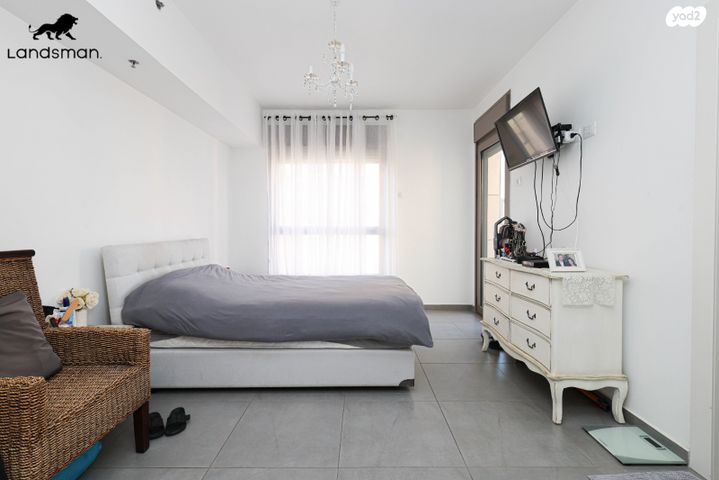 דירה, גולדה מאיר, מתחם 1200, הוד השרון