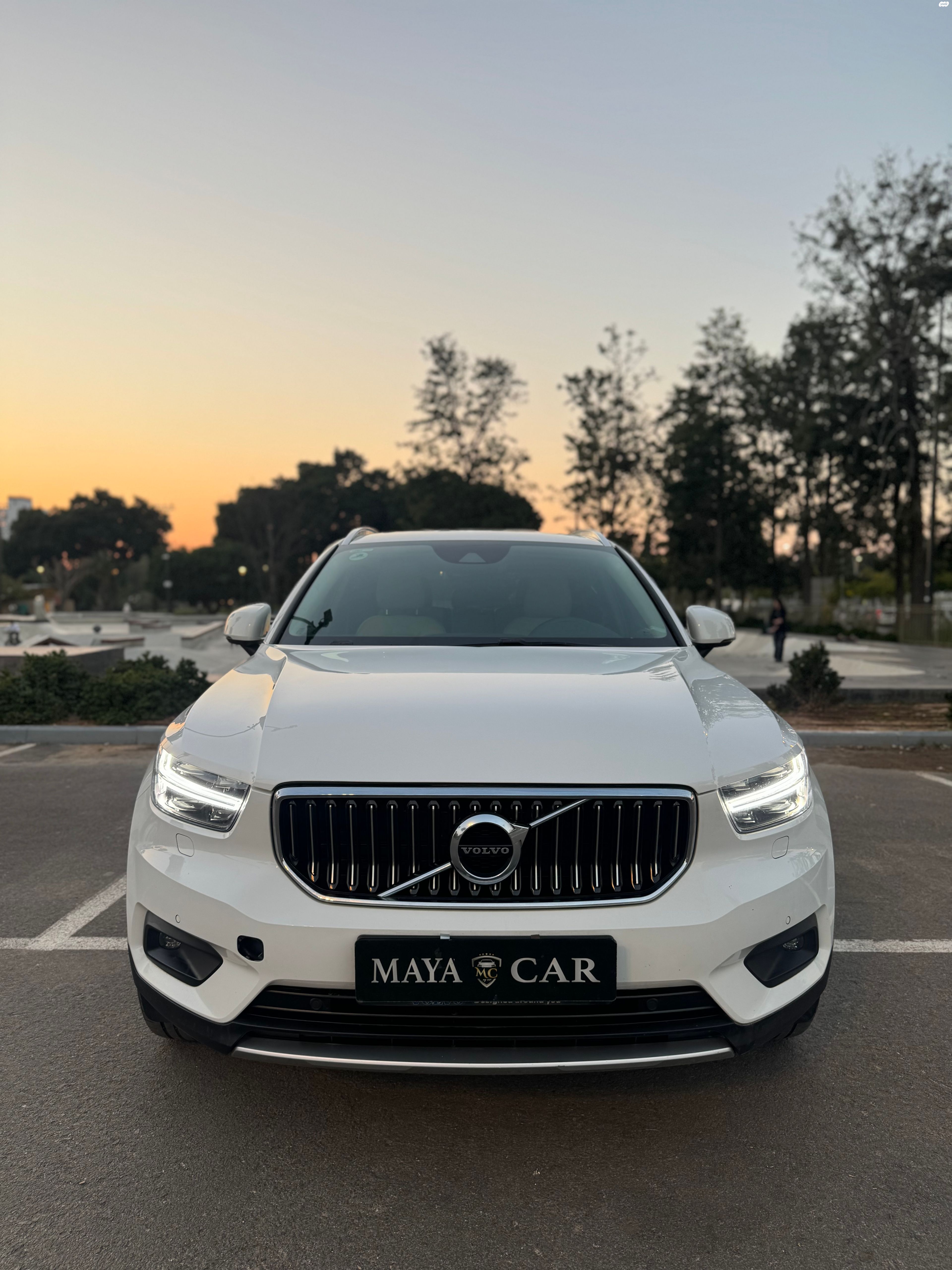 מודעת רכב וולוו XC40