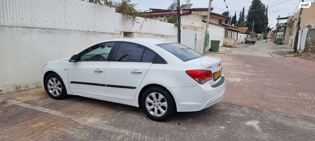 שברולט קרוז